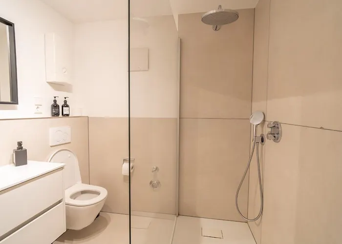 Im Zentrum Von Lägenhet